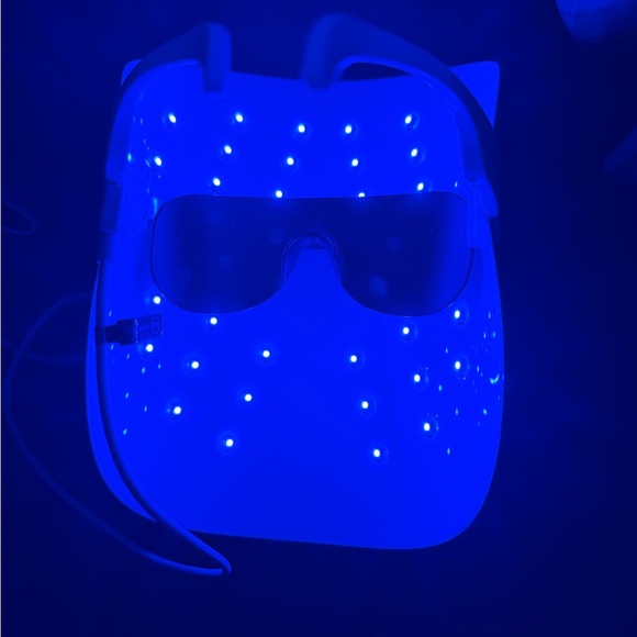 LED face mask - Picture 4 of 5